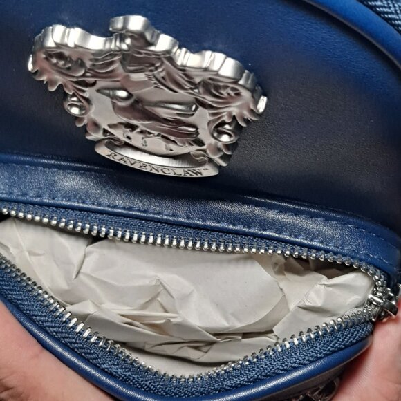 Harry Potter Ravenclaw mini backpack in blue faux leather metal crest emblem - Picture 3 of 11